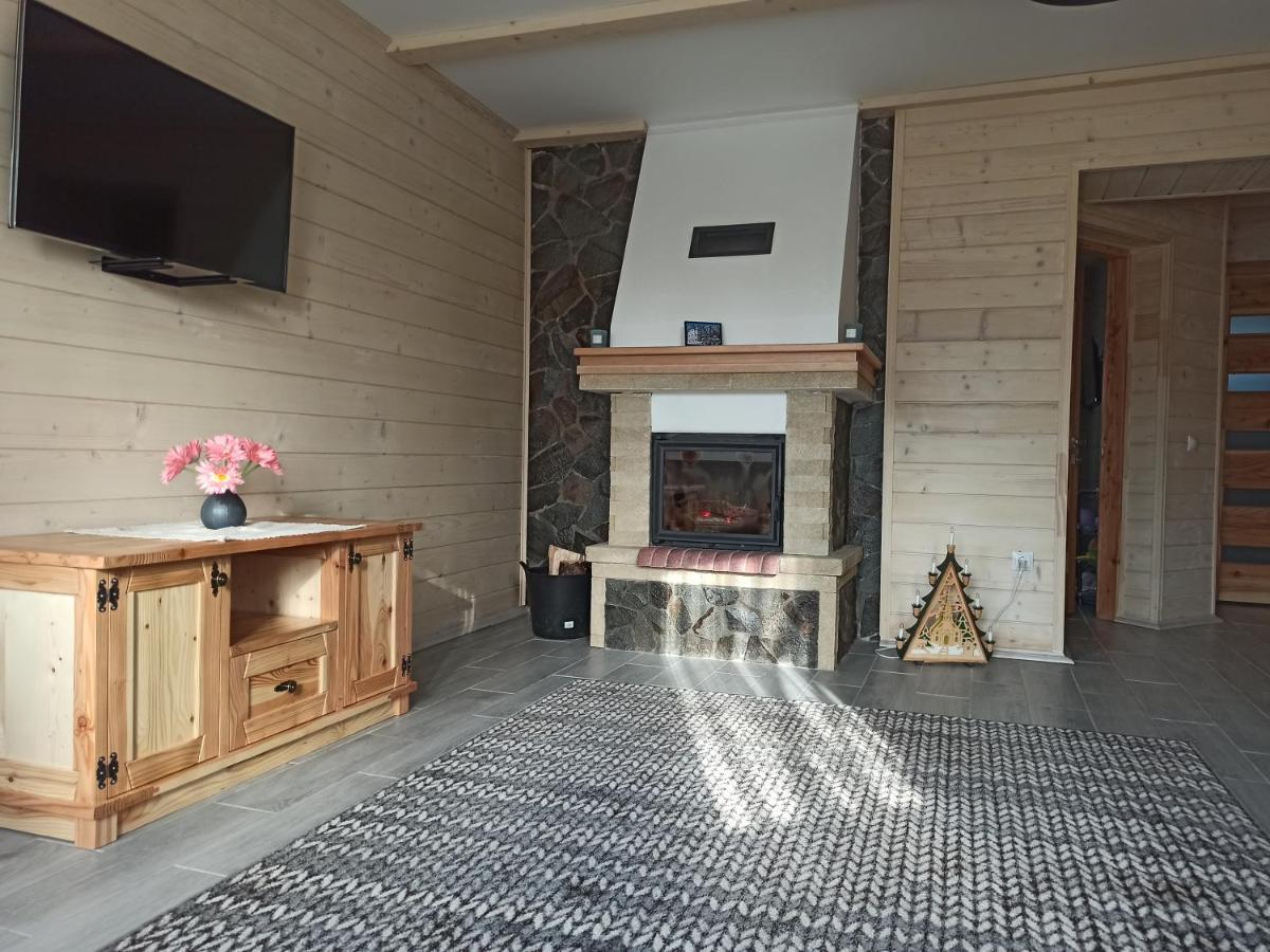Brand New 2020 Specious Apartment Druzi 2 Palyanytsya Buitenkant foto